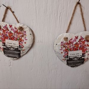 Decoupage slate hearts